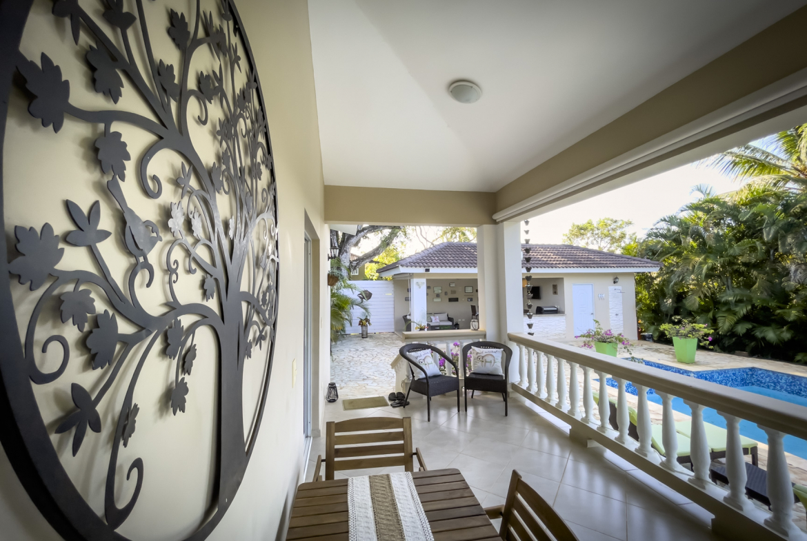 buyDRproperty Outdoor patio of a stunning 2 bedroom villa with pool view Sosua Real Estate