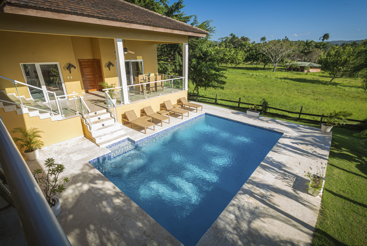 Terramar Villa Pool and Patio