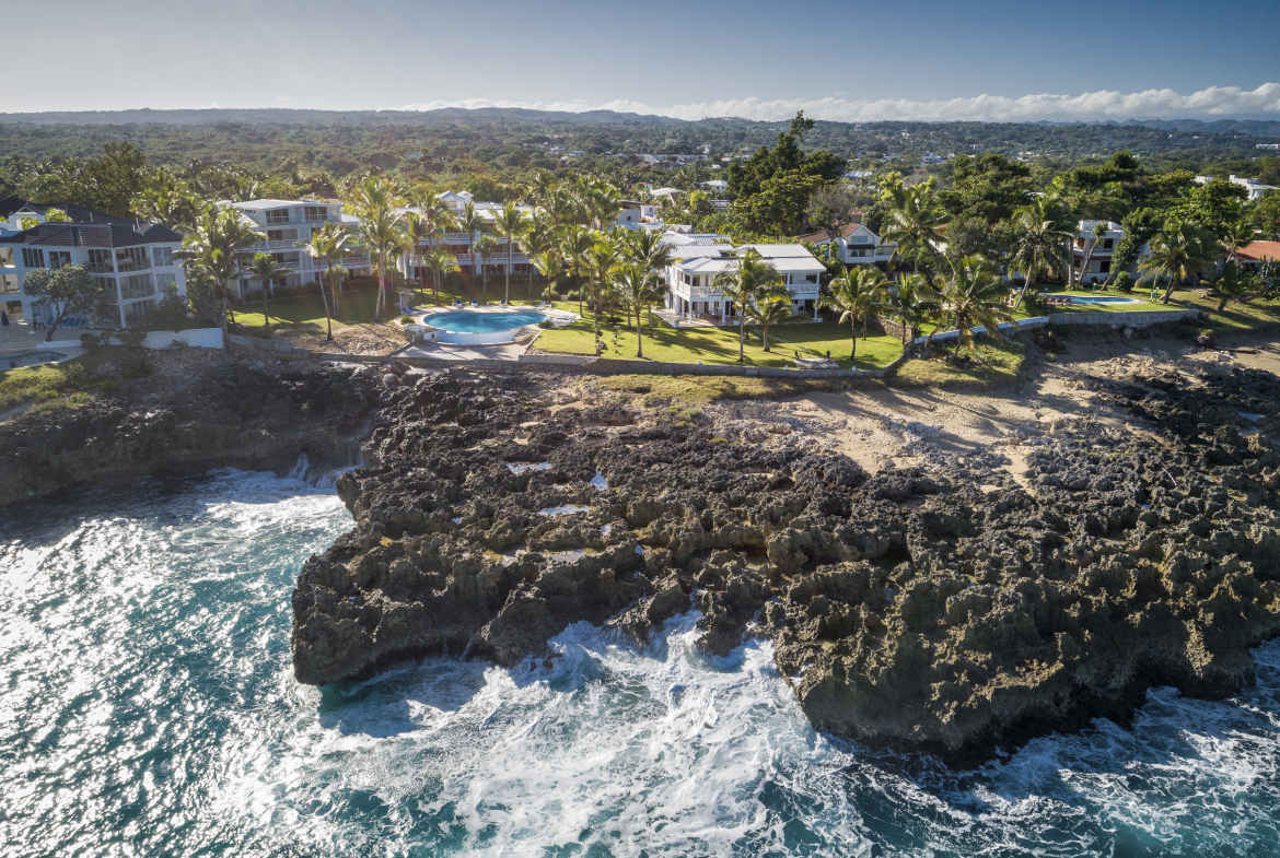 4 Bedroom Oceanfront Villa For Sale In Playa Chiquita