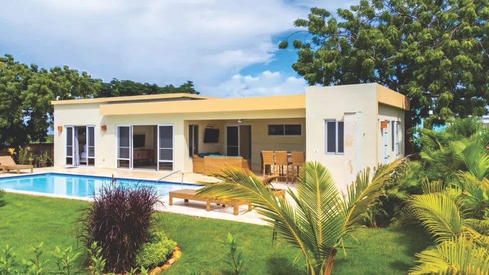 Villa Capri Casa Linda: New 2BR villa with pool, Sosúa real estate.