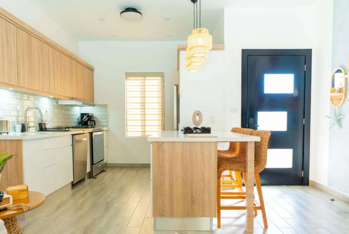 Villa Capri Casa Linda: Modern kitchen and island in a 2BR new construction villa