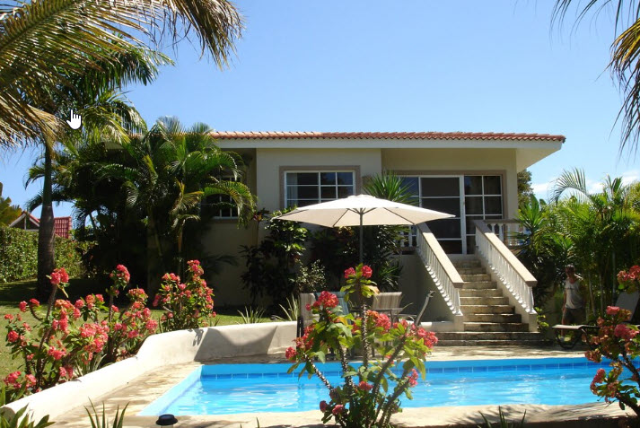 Villa COLIBRI Hispaniola Rear View with Pool