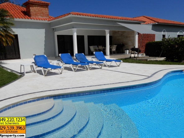 V-647_broker1-1-592x444 CABARETE properties