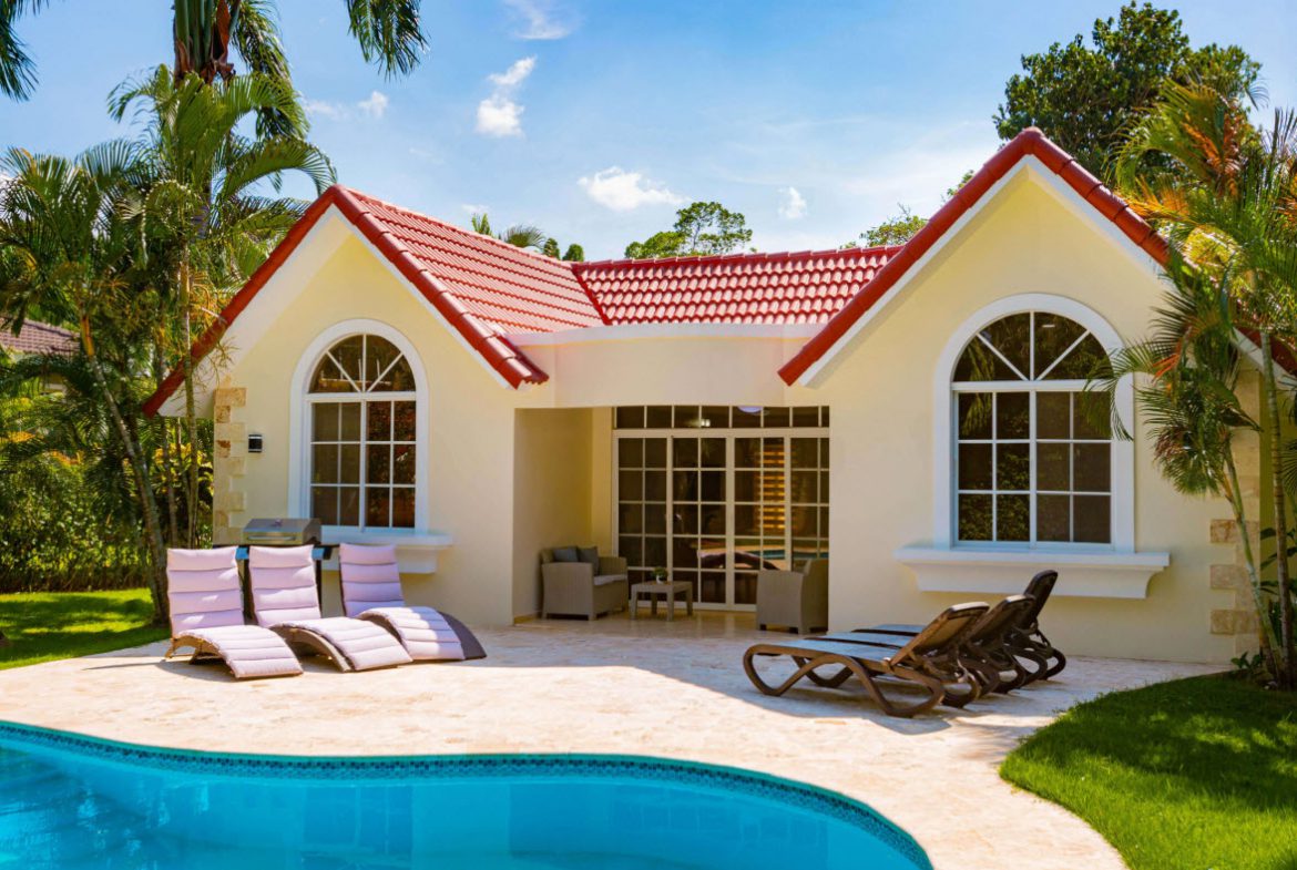 buyDRproperty Beautiful 3 BR Villa with pool and lounge chairs in Sosúa Sosua Real Estate