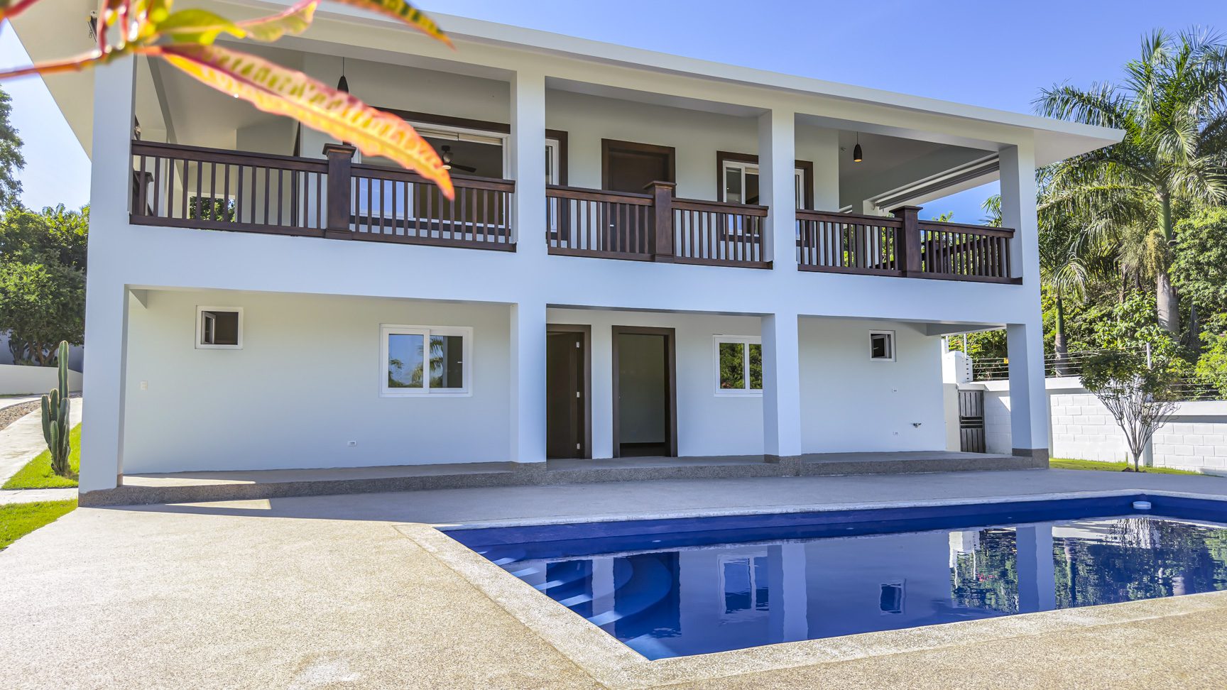 buyDRproperty Luxury 3-bedroom villa for sale in La Mulata with a beautiful pool and modern architecture. Sosua Real Estate