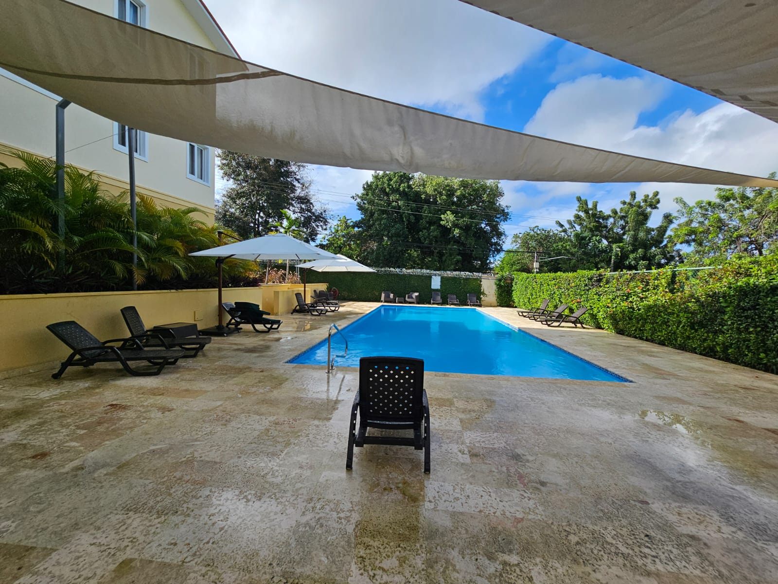 Residencial Hispaniola Sosua Gated Community Amenities buyDRproperty.com