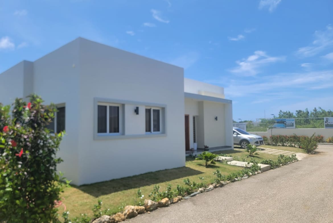 Modern 2-bedroom villa for sale in Villas Tisu Sosua Dominican Republic