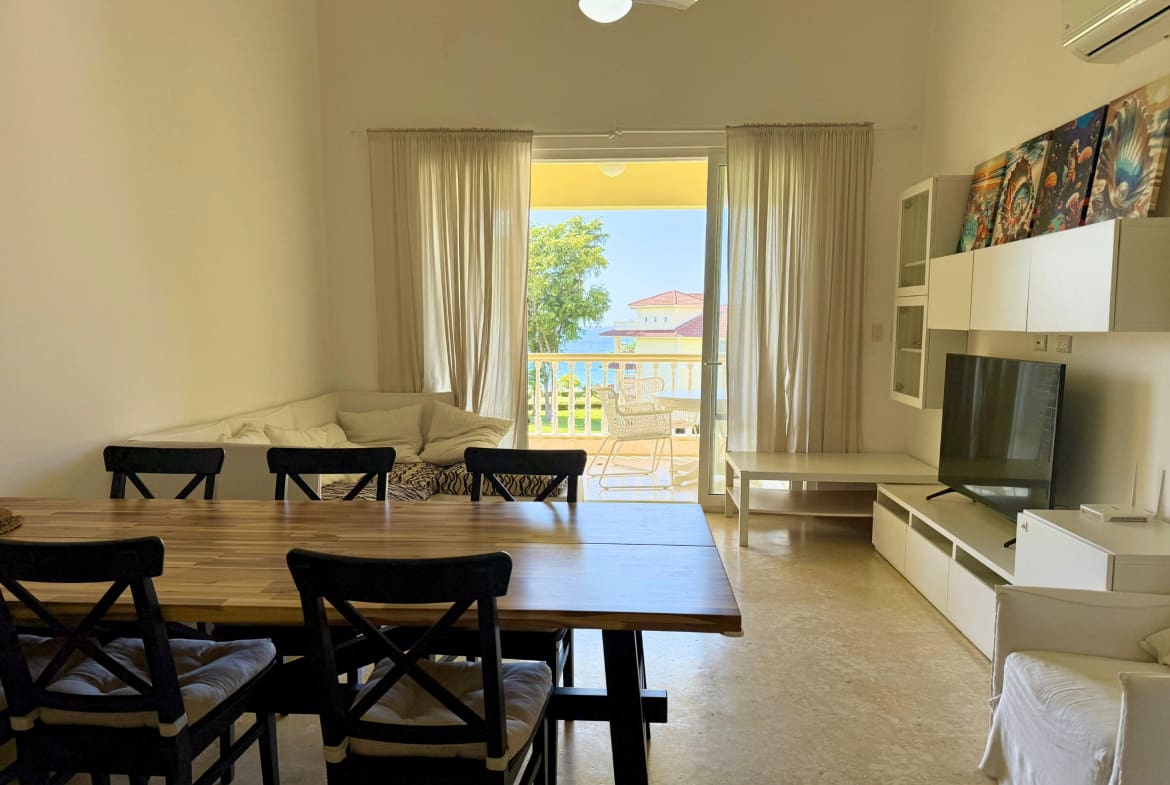 Dining area with view of ocean in Hacienda El Choco luxury villa